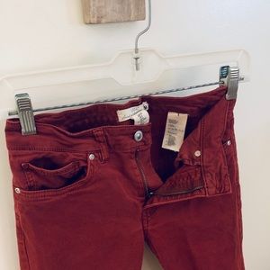 2/$20 H&M Red Straight Leg Ankle Jeans